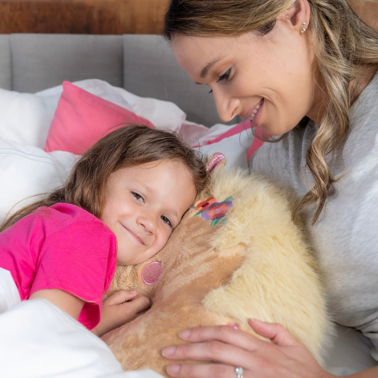 Die Spiegelburg - Kissen Pferdekopf - Pferdefreunde - 22899, Deko fürs Kinderzimmer, Stoffkissen für Mädchen und Jungen, Geschenk für kleine Pferdefans