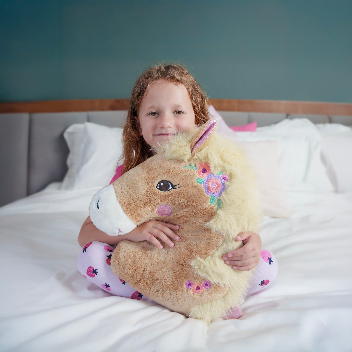 Die Spiegelburg - Kissen Pferdekopf - Pferdefreunde - 22899, Deko fürs Kinderzimmer, Stoffkissen für Mädchen und Jungen, Geschenk für kleine Pferdefans