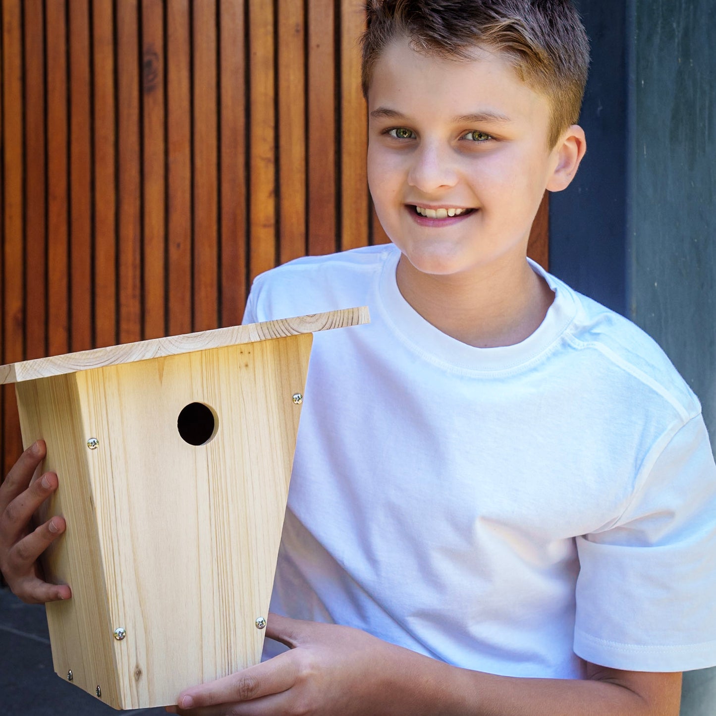 Die Spiegelburg - Vogelnistkasten Bausatz - Nature Zoom - 23172, Bastelset für Mädchen und Jungen, hochwertiges Geschenk Set aus Tannenholz zum selbst Zusammenbauen
